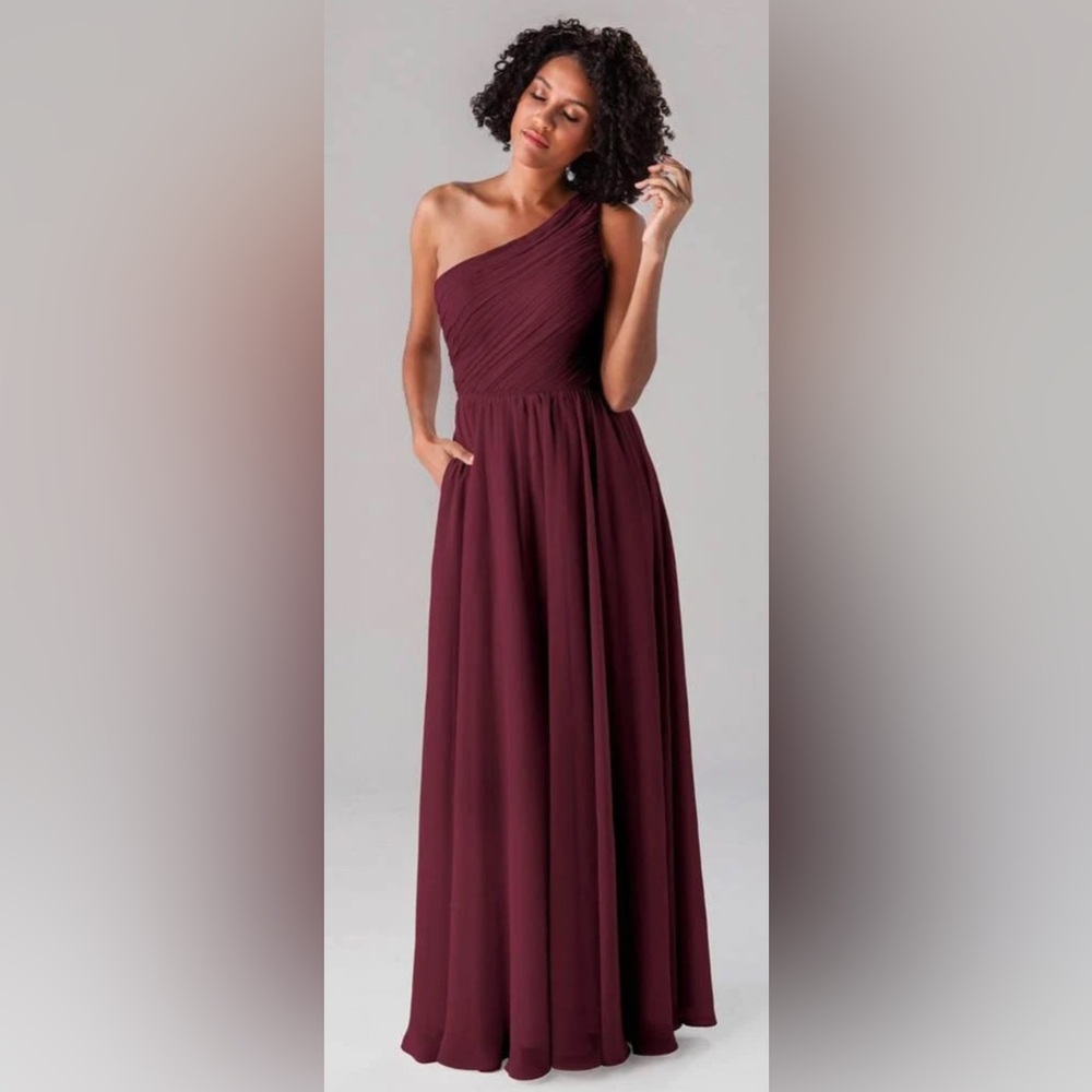 *Never Worn* Kennedy Blue Bridesmaid Dress, Size 0